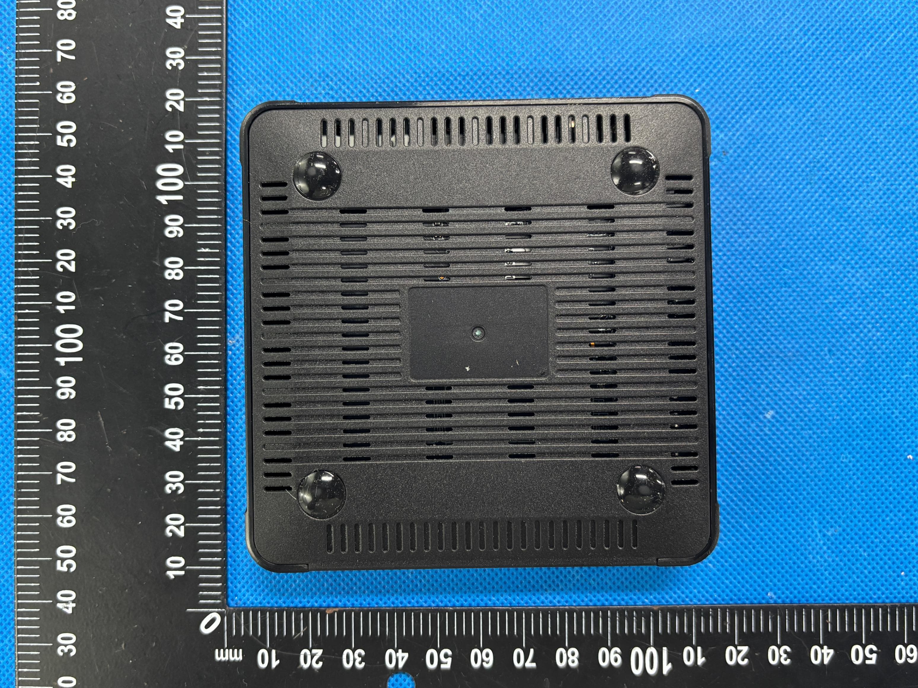 Digital Signage Player - FCC ID 2AOQN-YM07 - Shenzhen Lunzn Technology CO., Ltd.