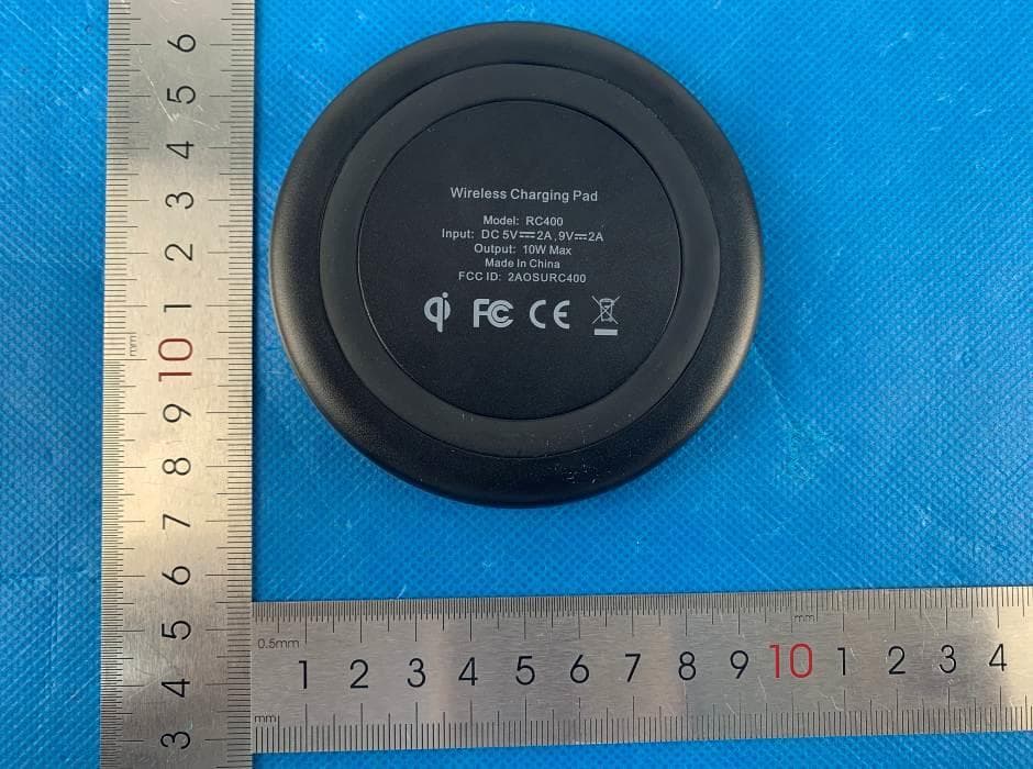 Wireless Charging Pad - FCC ID 2AOSURC400 - ShenZhen KaiXingHui Technology Co.,Ltd. (2)