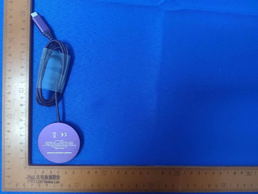 MAGNETIC WIRELESS CHARGER - FCC ID 2AOSUYW100-A - ShenZhen KaiXingHui Technology Co.,Ltd.