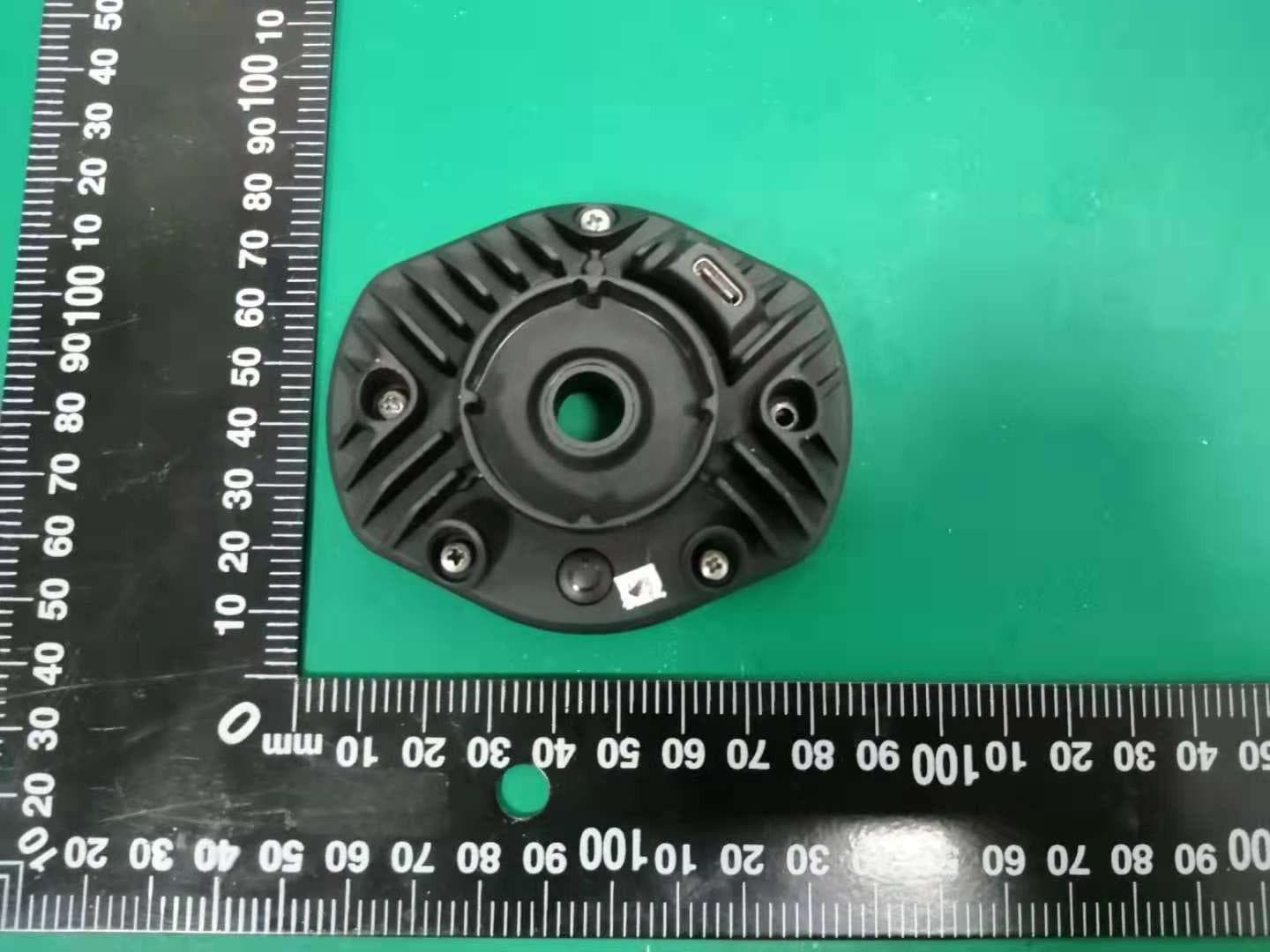 Motorcycle Wireless Charging Head - FCC ID 2AOU9-QLA - Annex Products Pty Ltd