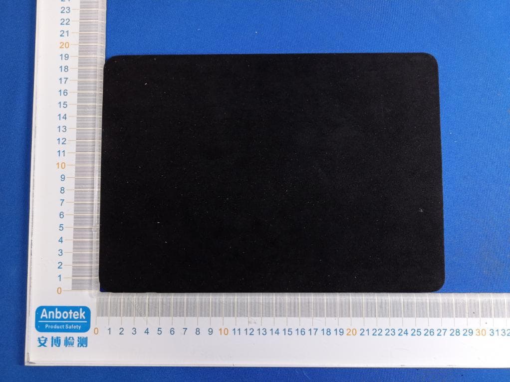 Mouse Pad with Wireless Charger - FCC ID 2AOV6-CM002 - Shenzhen Minsuo Industrial Co.,Ltd (2)