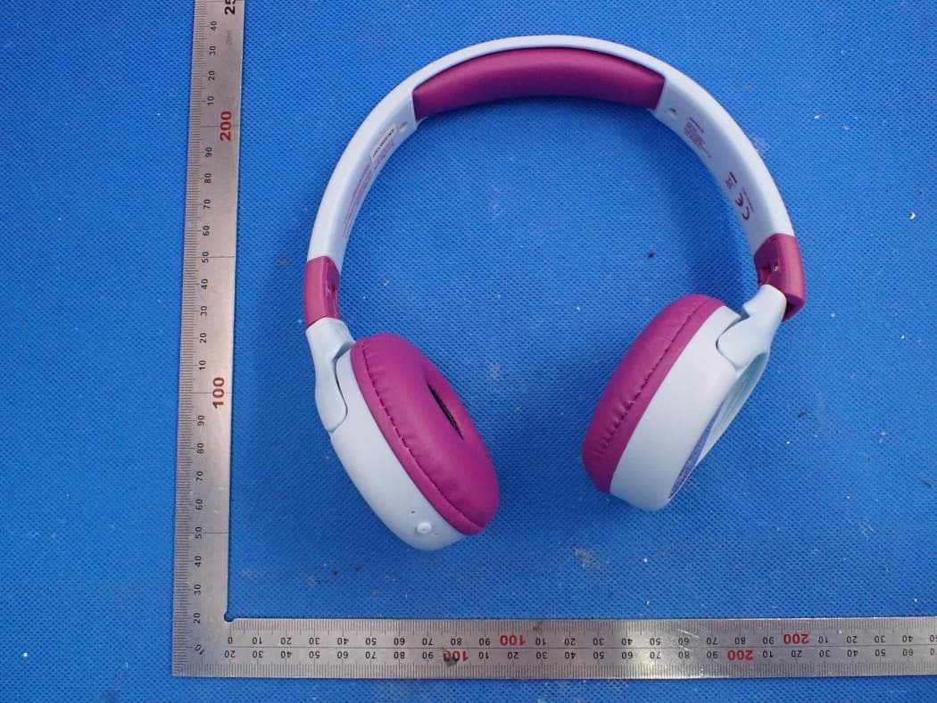 Wireless Headphones - FCC ID 2AOW6HPBT010 - Shantou Xinyu Industry Co., Ltd. (2)