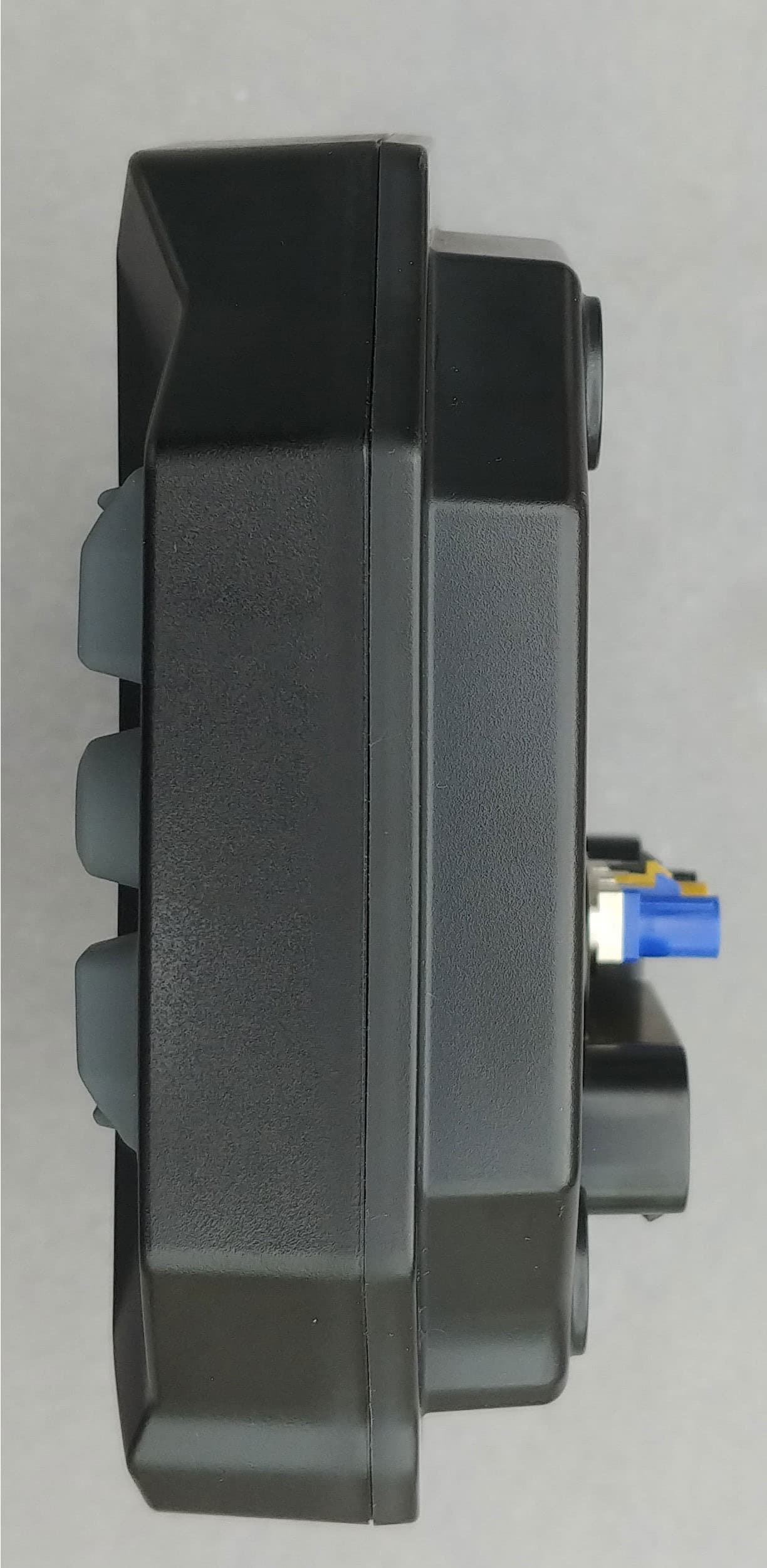 RC-7W - FCC ID 2AOW7-P002 - Polaris Industries Inc. (2)