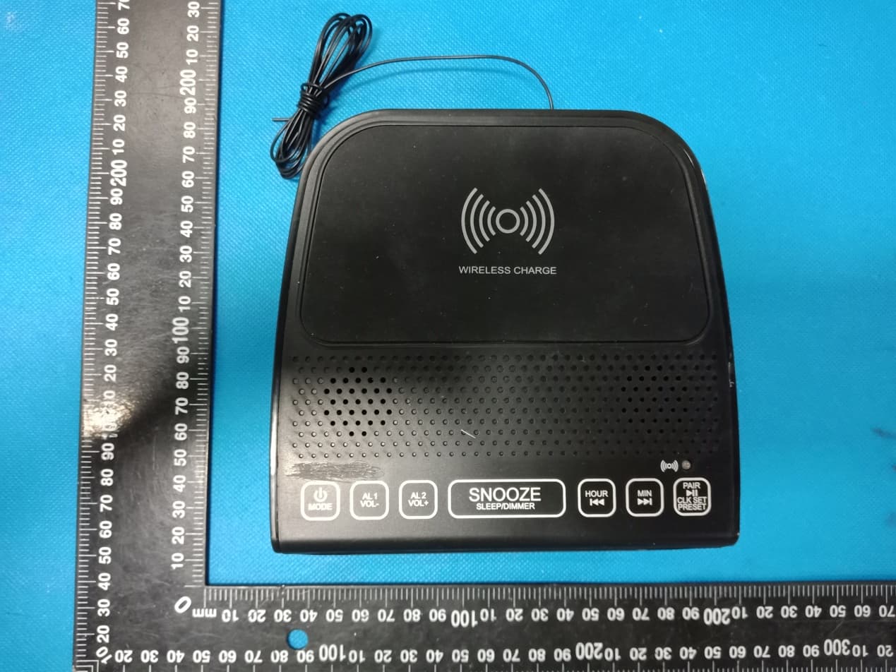 Wireless charging player - FCC ID 2AOW9-YW-017 - NET PROFIT GLOBAL COMPANY LIMITED (5)