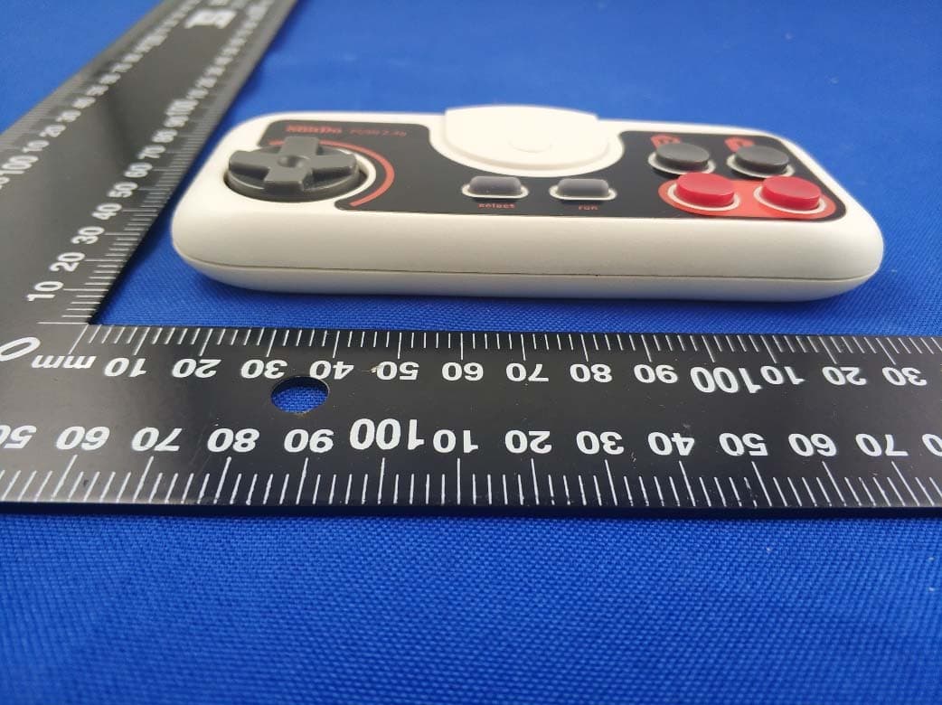 8BitDo PCE 2.4g wireless gamepad - FCC ID 2AOWF-24GPCE - SHENZHEN 8BITDO TECH CO., LTD. (3)