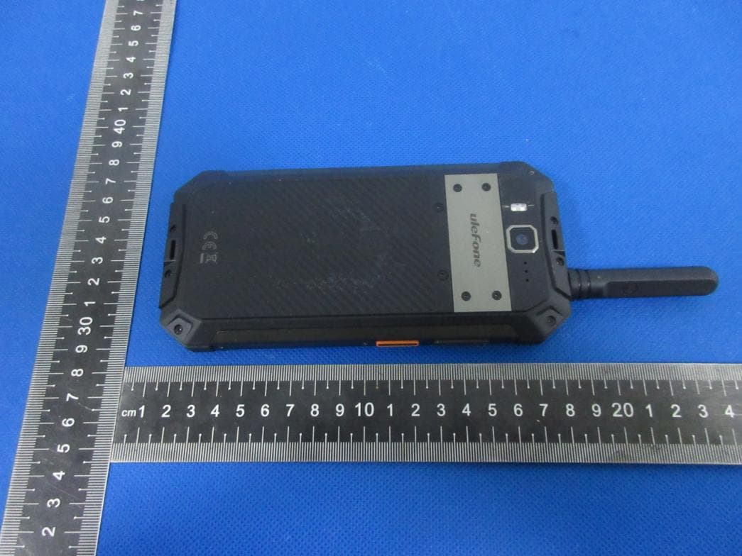 Mobile Phone - FCC ID 2AOWK-3060 - Shenzhen Gotron Electronic CO.,LTD. (4)