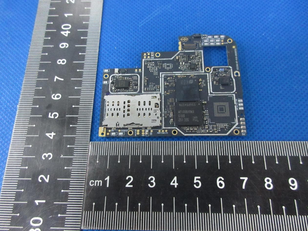 Mobile Phone - FCC ID 2AOWK-3106 - Shenzhen Gotron Electronic CO.,LTD. (3)