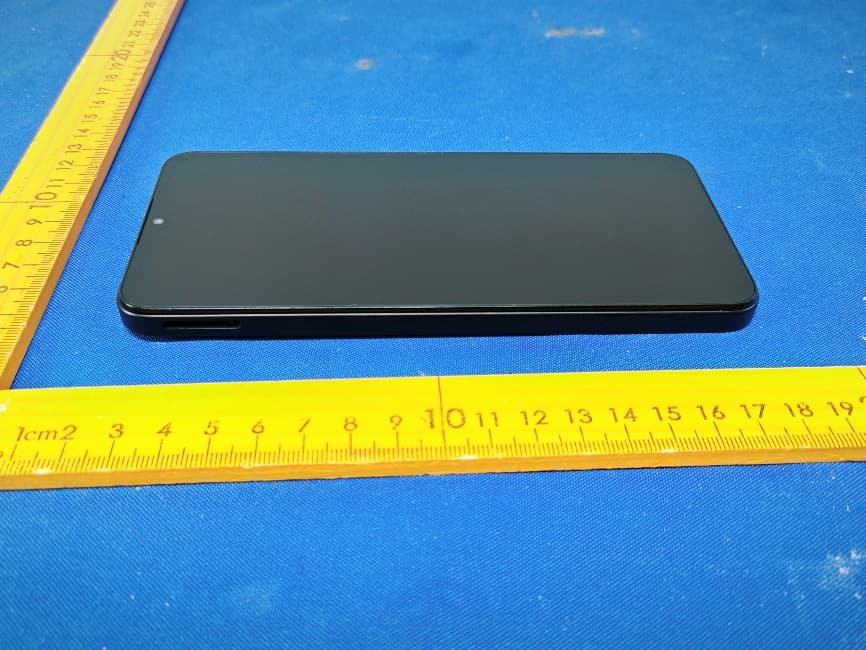 Smart Phone - FCC ID 2AOWK-3296 - Shenzhen Gotron Electronic CO.,LTD. (4)