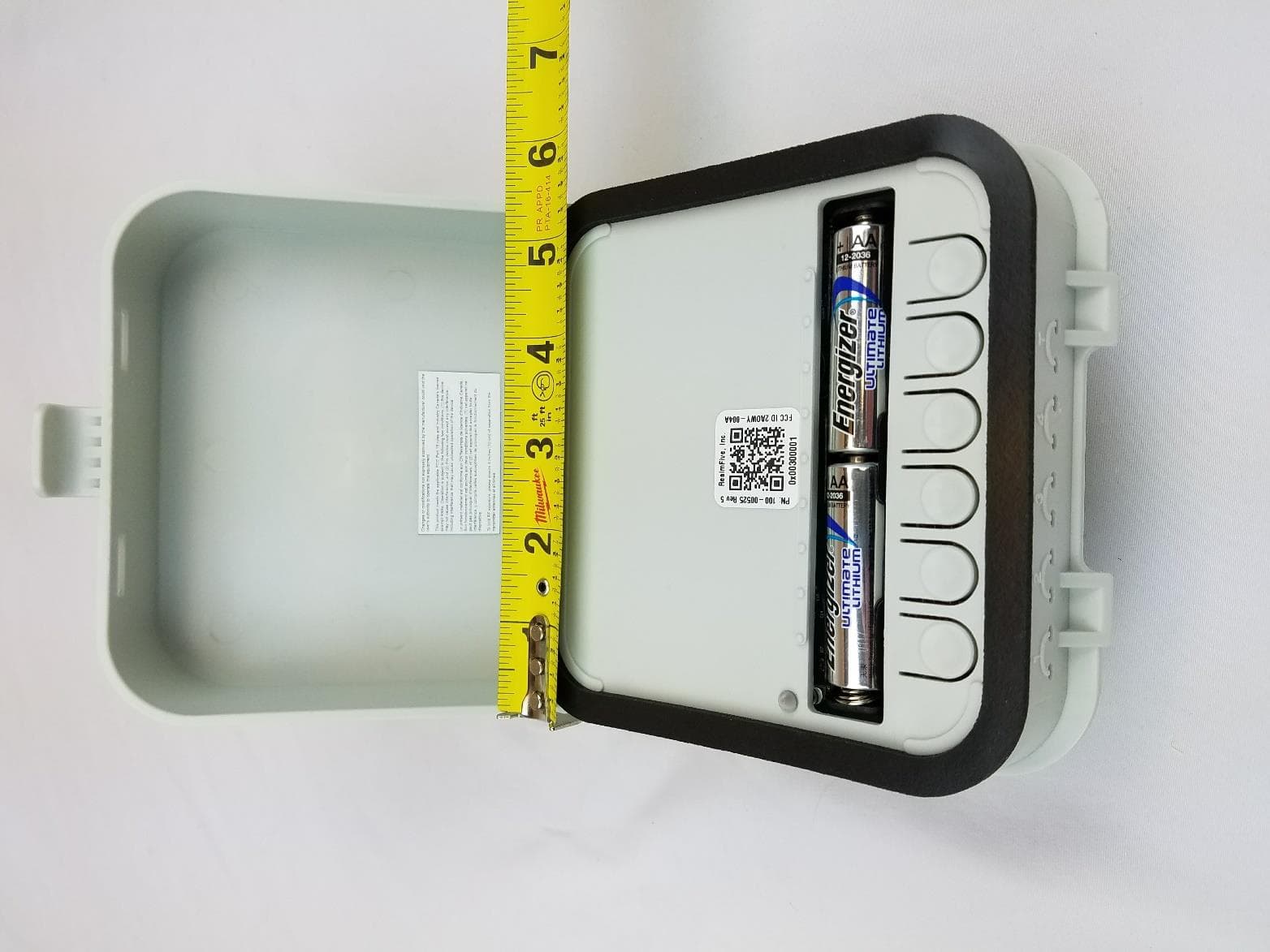 Remote Sensor - FCC ID 2AOWY-004A - RealmFive, Inc.