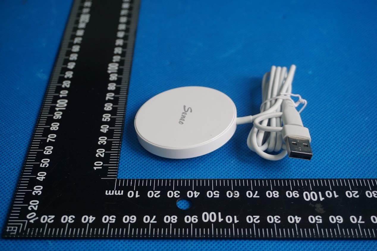 wireless charger - FCC ID 2AOXY-PA220B - Shenzhen Qianhai Patuoxun Network & Technology co.,ltd (4)