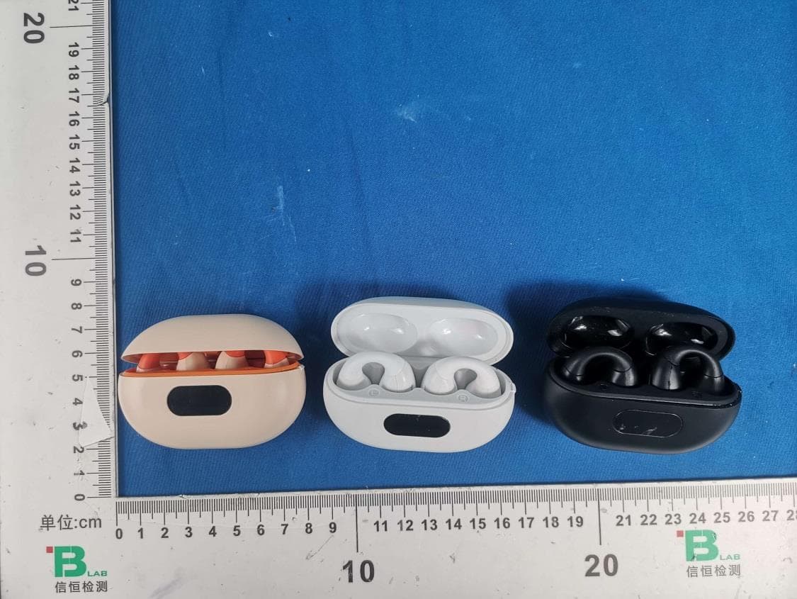 Bluetooth headset - FCC ID 2AOZMYYK-Q71 - Shenzhen KingAnDa Technology Development Co., Ltd. (2)