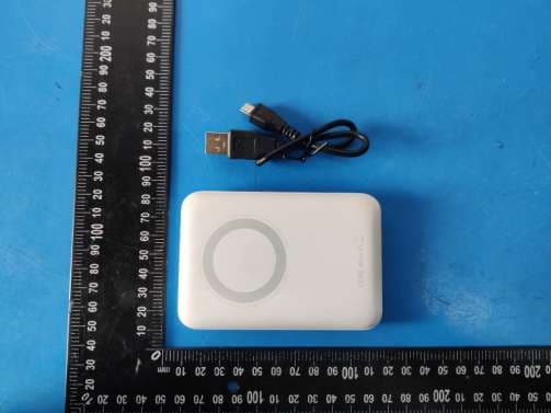 Magnetic Wireless Power Bank - FCC ID 2AP2N-MAG10000W - Shenzhen Esorun Technology Co.,LTD (3)