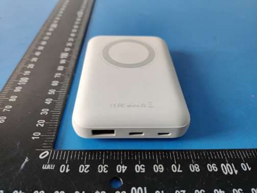 Magnetic Wireless Power Bank - FCC ID 2AP2N-MAG10000W - Shenzhen Esorun Technology Co.,LTD (4)