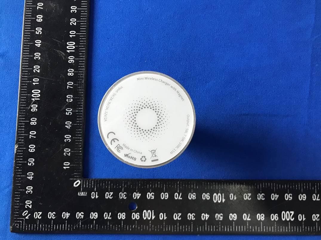 Magnet Wireless Charging Car Mount - FCC ID 2AP2N-MAGHOLDC02 - Shenzhen Esorun Technology Co.,LTD (2)