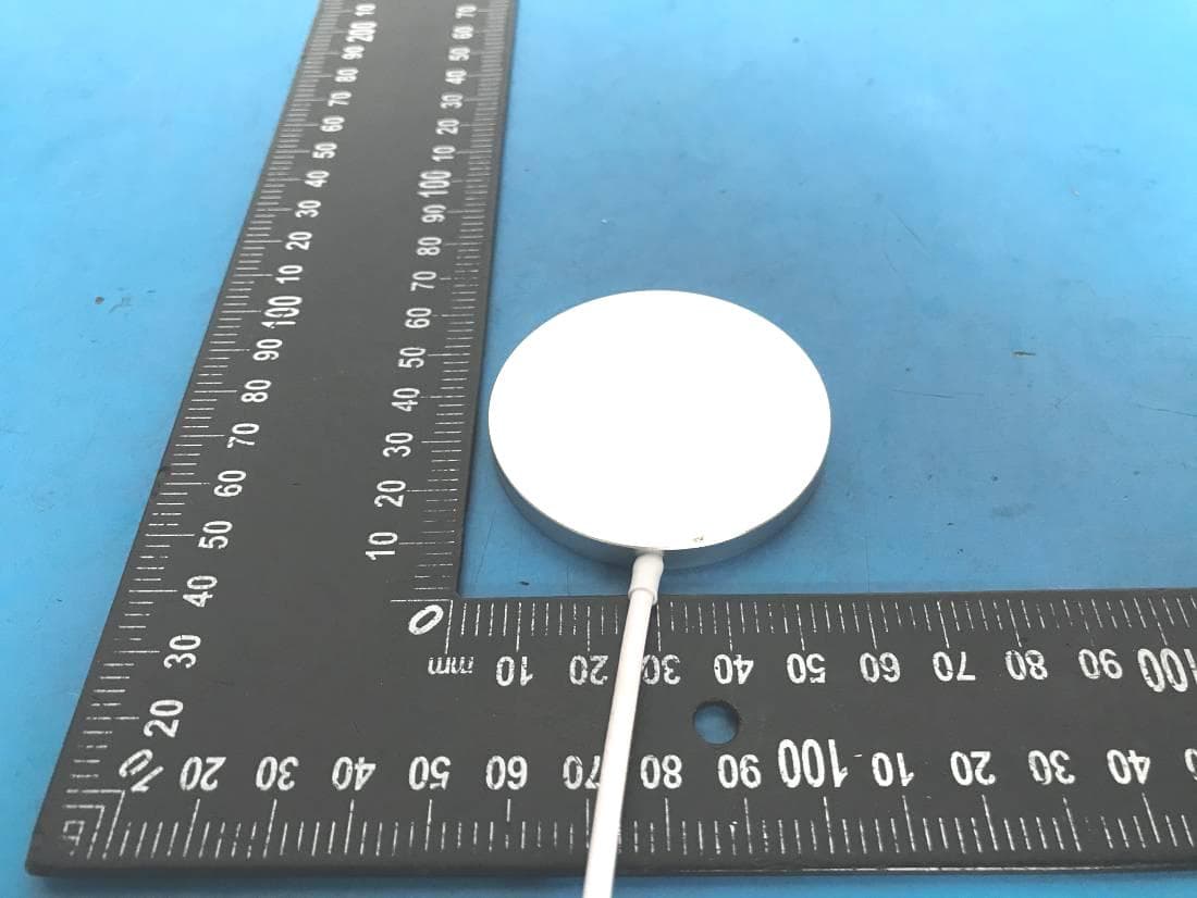 Magnetic Wireless Charger - FCC ID 2AP2N-MAGQOOAS - Shenzhen Esorun Technology Co.,LTD (4)