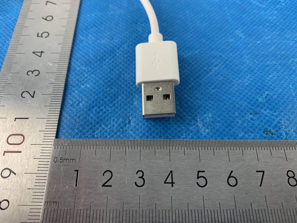Mini Wireless Charger with Suction-cups - FCC ID 2AP2N-QOO - Shenzhen Esorun Technology Co.,LTD (3)