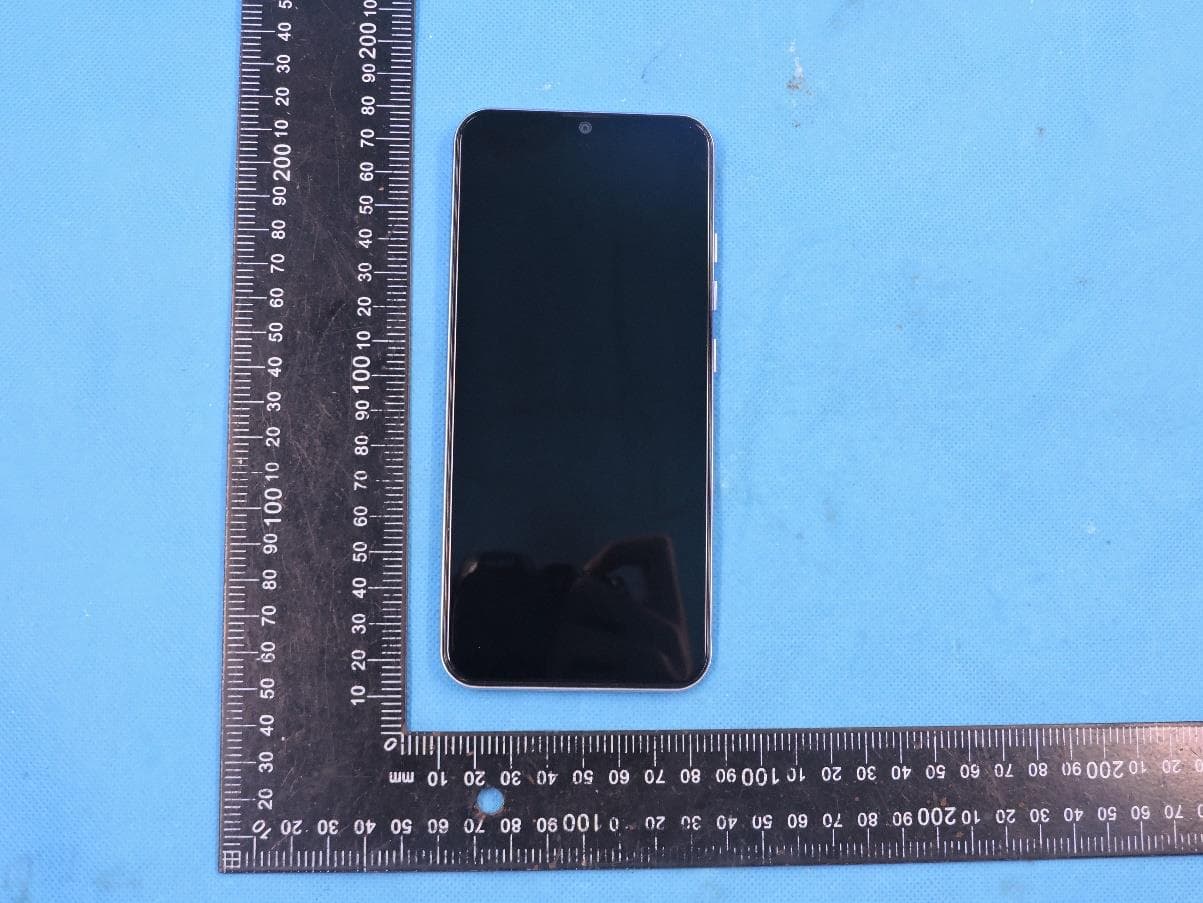 4G SMARTPHONE - FCC ID 2AP7LMOX - Whoop International Trading Limited (2)