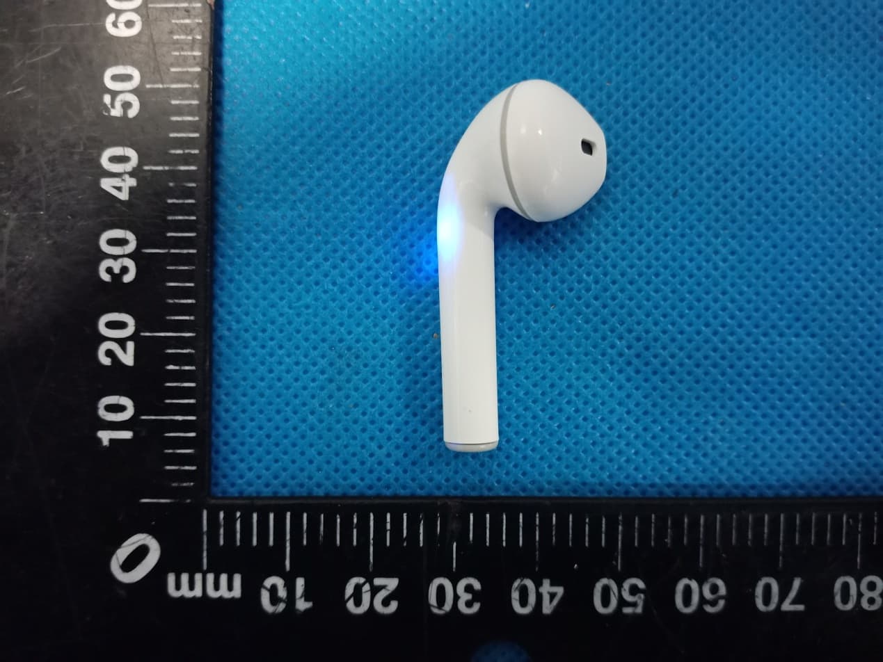 Ture Wireless Earbuds - FCC ID 2AP8A-2BMTW0220 - Shenzhen D-fast Technology Co.LTD (3)
