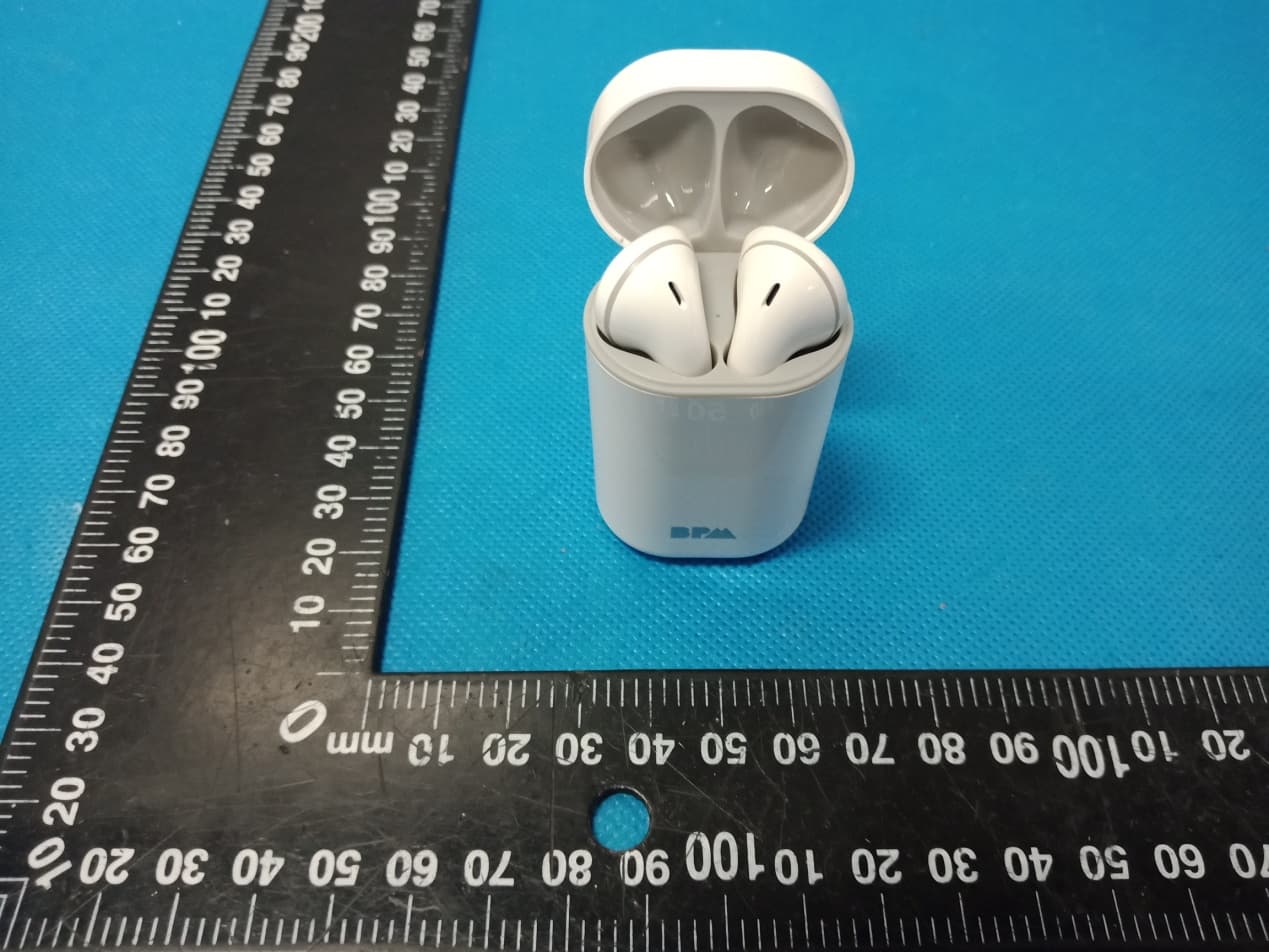 Ture Wireless Earbuds - FCC ID 2AP8A-2BMTW0220 - Shenzhen D-fast Technology Co.LTD