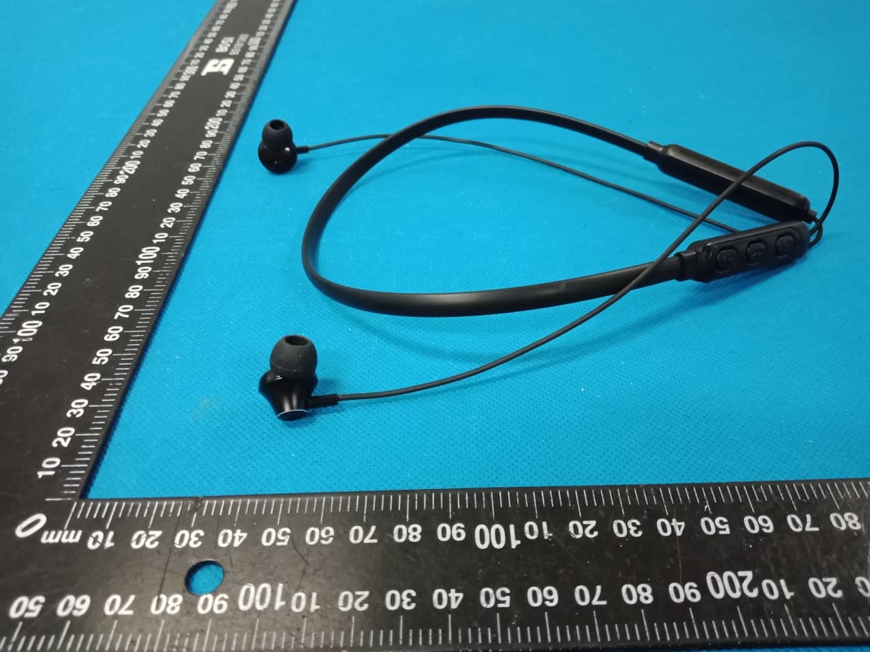 Wireless earphones - FCC ID 2AP8A-2MNEB0244 - Shenzhen D-fast Technology Co.LTD (4)