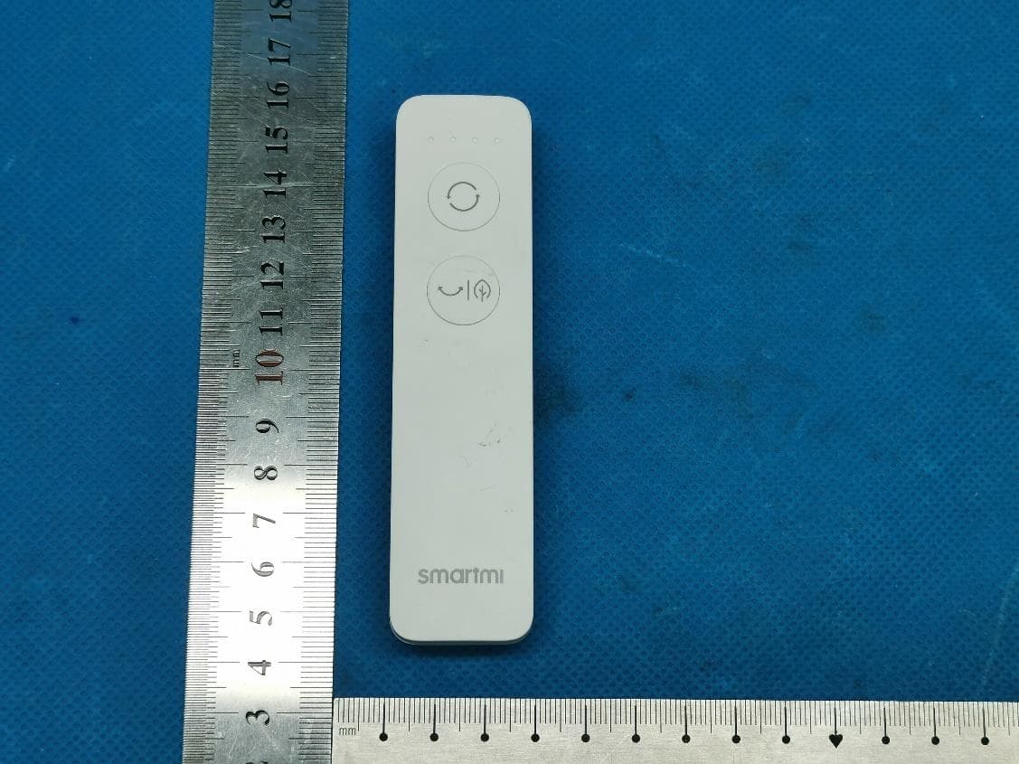 Bluetooth Remote Control - FCC ID 2AP98-FSYKQ04ZM - Beijing Smartmi Electronic Technology Co., Ltd.