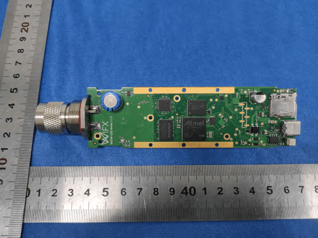 Wifx L1 outdoor loT gateway (LoRa) - FCC ID 2APAZ-WGW-L02-01 - Wifx Sarl