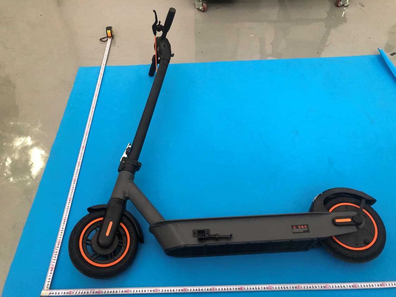 Electric scooter - FCC ID 2APBB-S2MAX - Freeman Intelligent Power Limited (2)