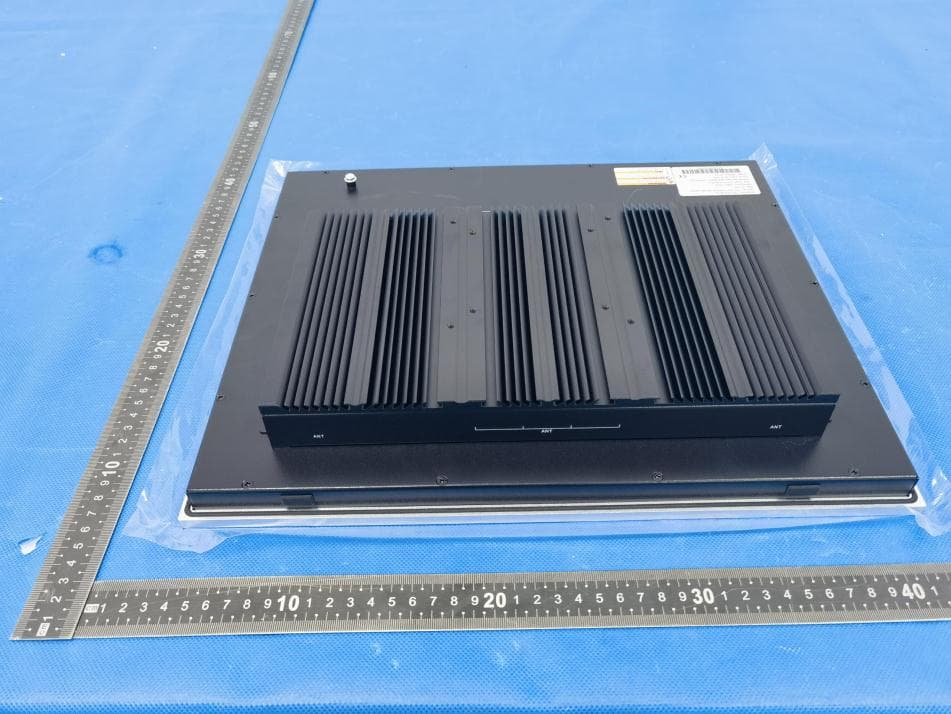 Panel PC - FCC ID 2APE2-INFPPC - ETS GEORGES RENAULT (3)