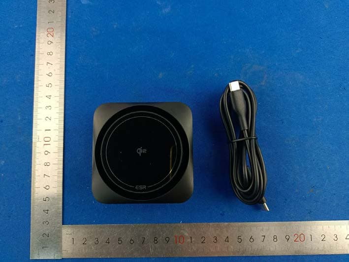 ESR Qi2 Wireless Car Charger with  CryoBoost (HaloLock) - FCC ID 2APEW-2B518 - Electronic Silk Road (Shenzhen) Tech Co., Ltd (3)