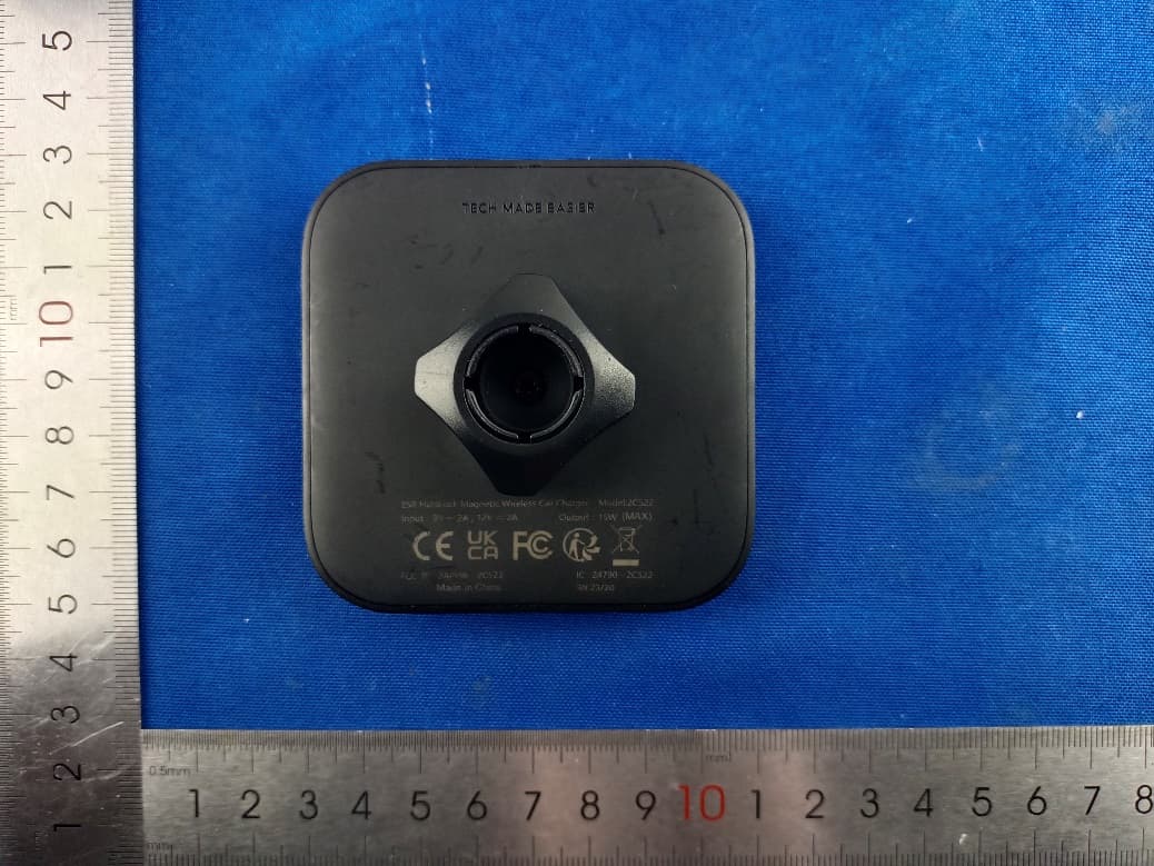 ESR Magnetic Wireless Car Charger (HaloLock) - FCC ID 2APEW-2C522D - Electronic Silk Road (Shenzhen) Tech Co., Ltd (2)