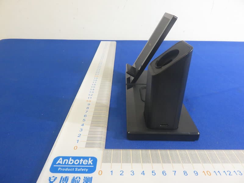 3 in 1 Wireless Charging Station - FCC ID 2APEW-EFC001O - Electronic Silk Road (Shenzhen) Tech Co., Ltd (4)