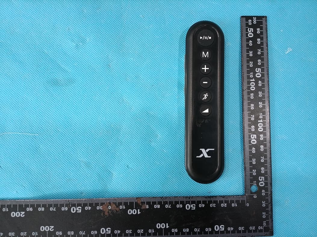 Motorized treadmill - FCC ID 2API3-10200 - R.F.E. ASIA PACIFIC LTD