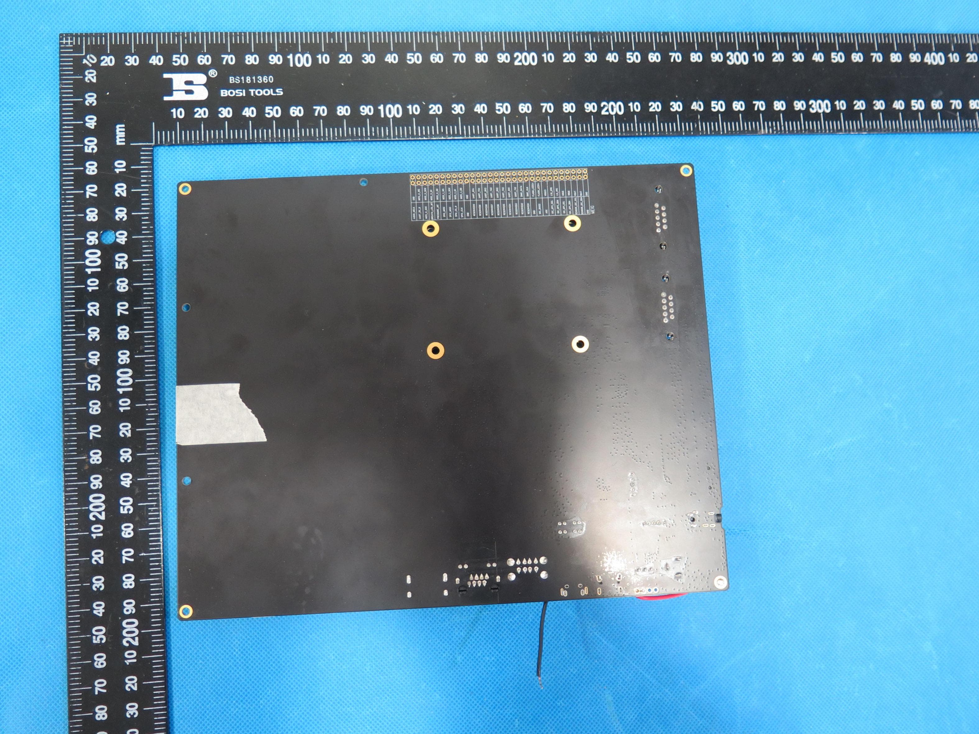 Module - FCC ID 2APJ4-SLM900 - MeiG Smart Technology Co., Ltd (3)