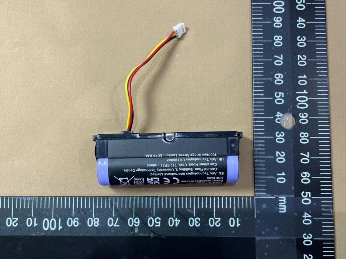 Cellular and Battery Backup - FCC ID 2APLE18300418 - Arlo Technologies, Inc. (4)