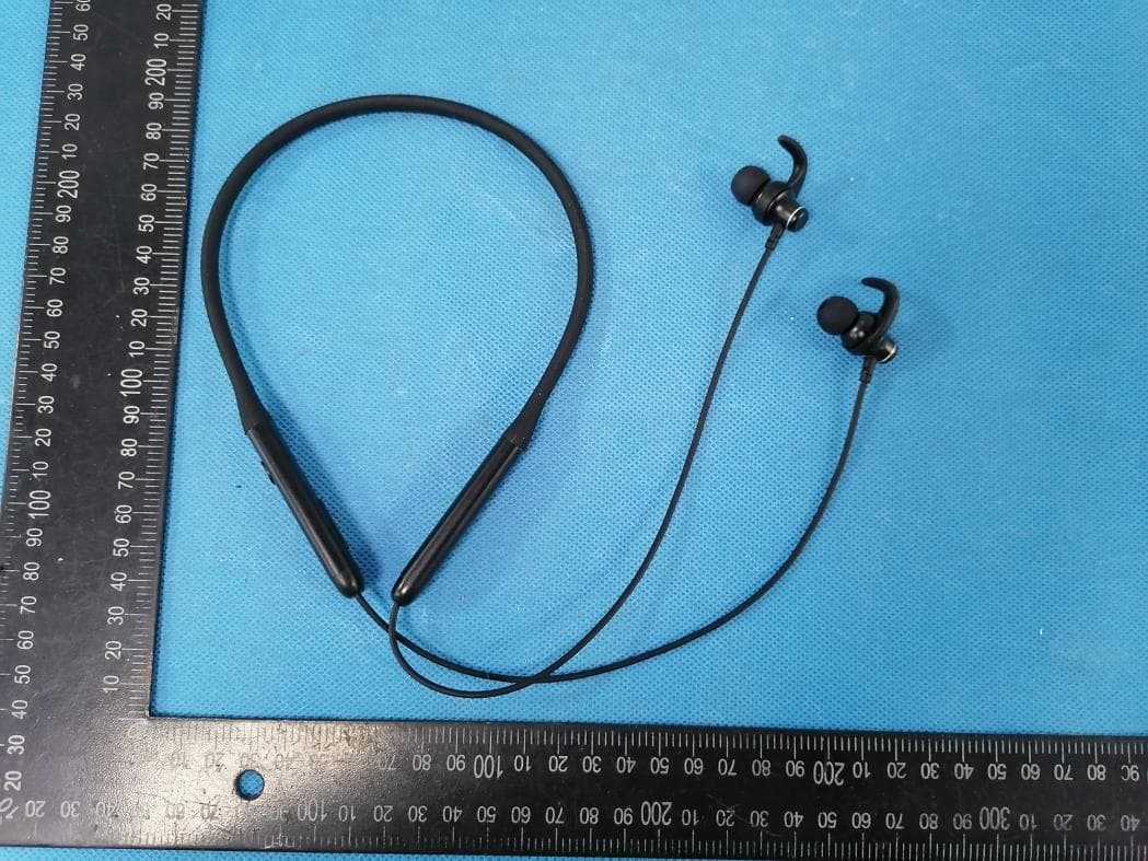 Bluetooth headset - FCC ID 2APMJ-FITBUDS1 - Shenzhen DOKE Electronic Co., Ltd (2)