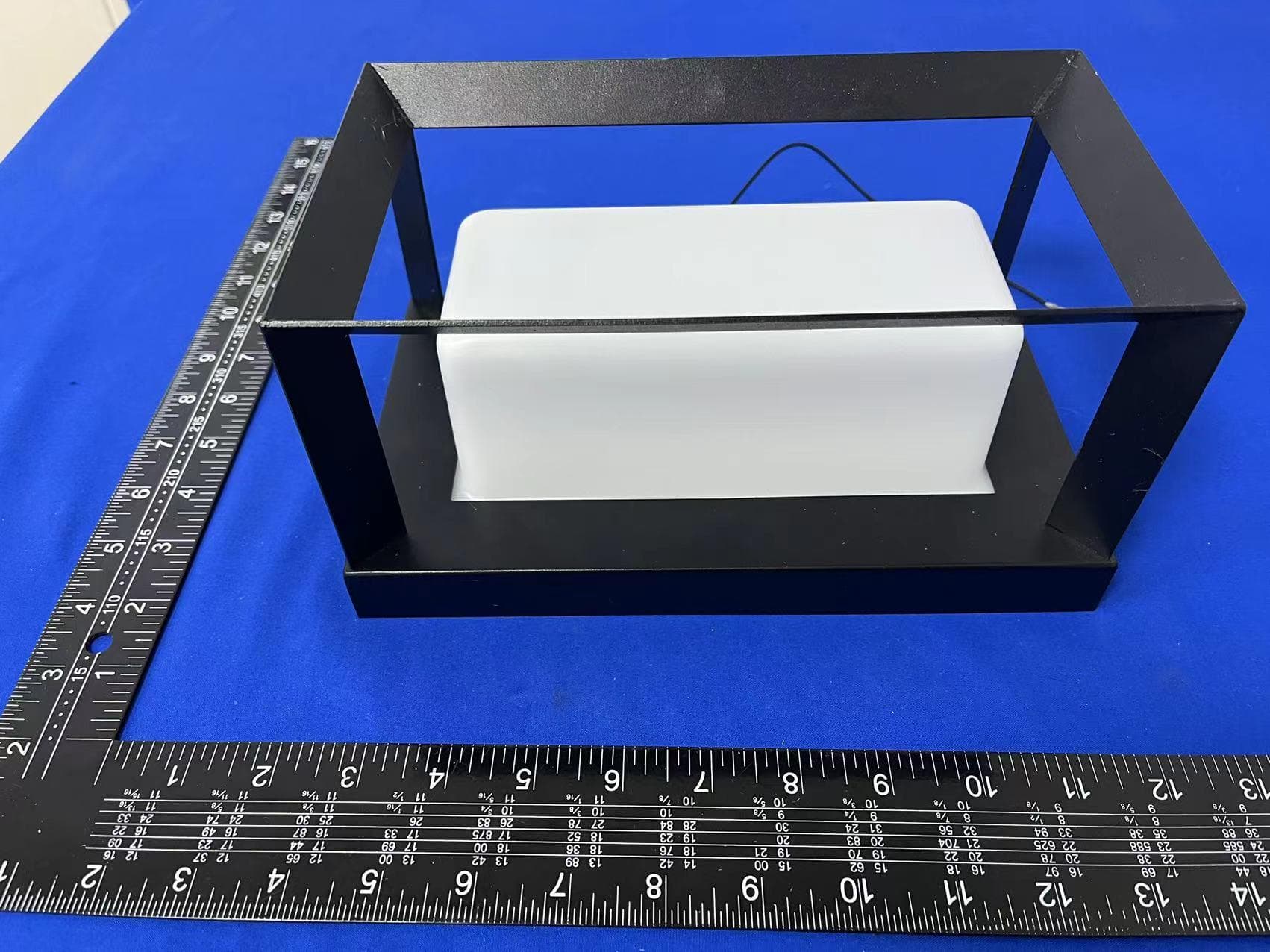 LongBoxSmart(Bluetooth)WallSconcet - FCC ID 2APNF-IWL102 - WAC LIGHTING CO