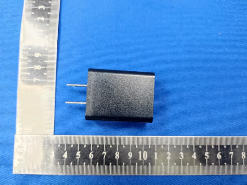 Suitcase Record Player - FCC ID 2APOQ-T316R - Hitek Group Co., Limited