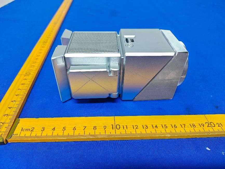 Multifunctional Wireless Charger - FCC ID 2APQD-T6D - Shenzhen Aodehong Electronic Technology Co.,Ltd (4)