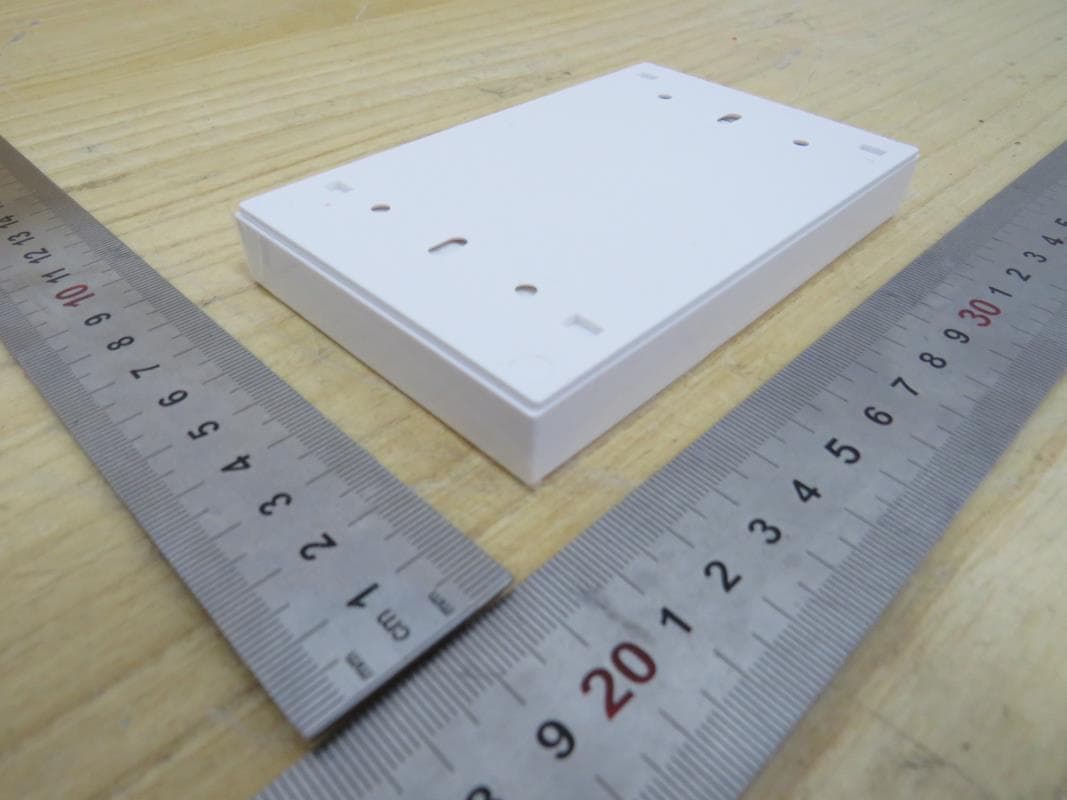 RF Glass Switch - FCC ID 2APQIITRFGLSWITCH01 - QC Manufacturing Inc. (4)