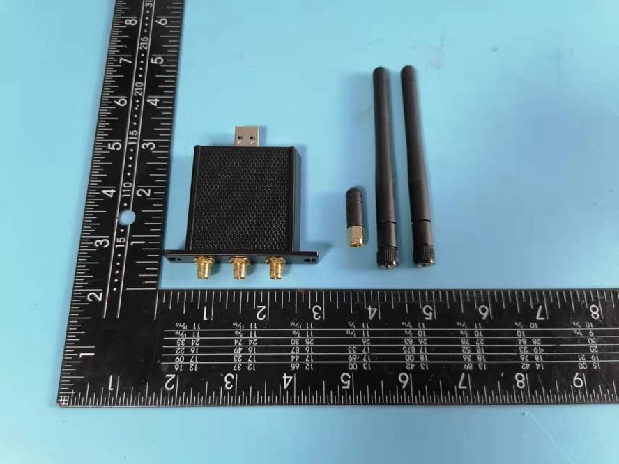 Wireless AC Module - FCC ID 2APQQ-01WIMRA - CTOUCH Europe B.V. (2)
