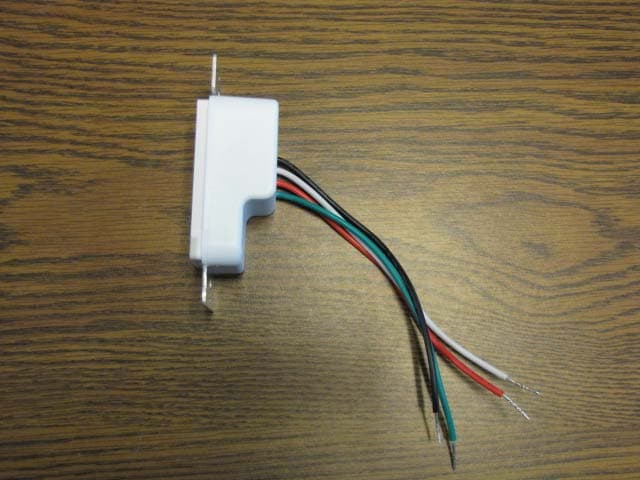 BLE transceiver - FCC ID 2APQV-BHS120US - Brilliant Home Technology Inc (4)
