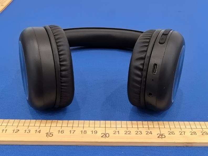Headphone - FCC ID 2APRE-JH-926C - SHENZHEN JIUHU TECHNOLOGY CO., LTD (4)