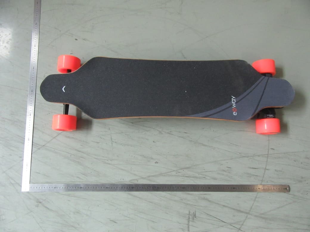 electric skateboard - FCC ID 2APTF-F1R - SUNTO TECHNOLOGY CO.,LTD (5)