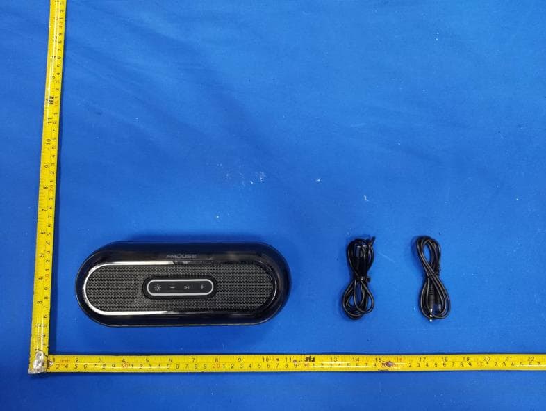 Bluetooth speaker - FCC ID 2APTQ-S100 - Shenzhen Junsida Electronic Technology Co.,Ltd. (4)