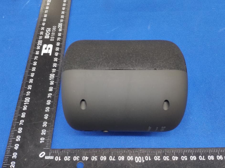 Bluetooth Speaker with Wireless Charging - FCC ID 2APU8CQL1670-C - Conquer Industry Co., Ltd (4)