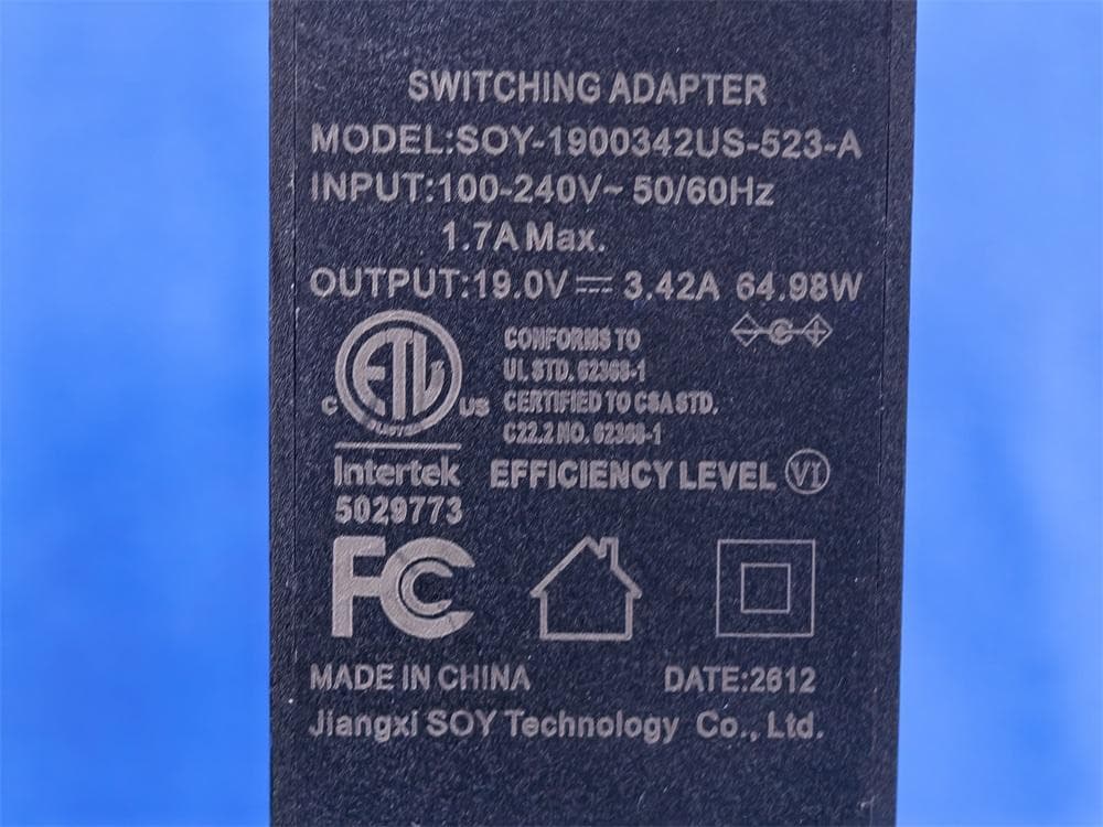Laptop - FCC ID 2APUQ-W1523 - Hunan Greatwall Computer System Co.,Ltd (5)