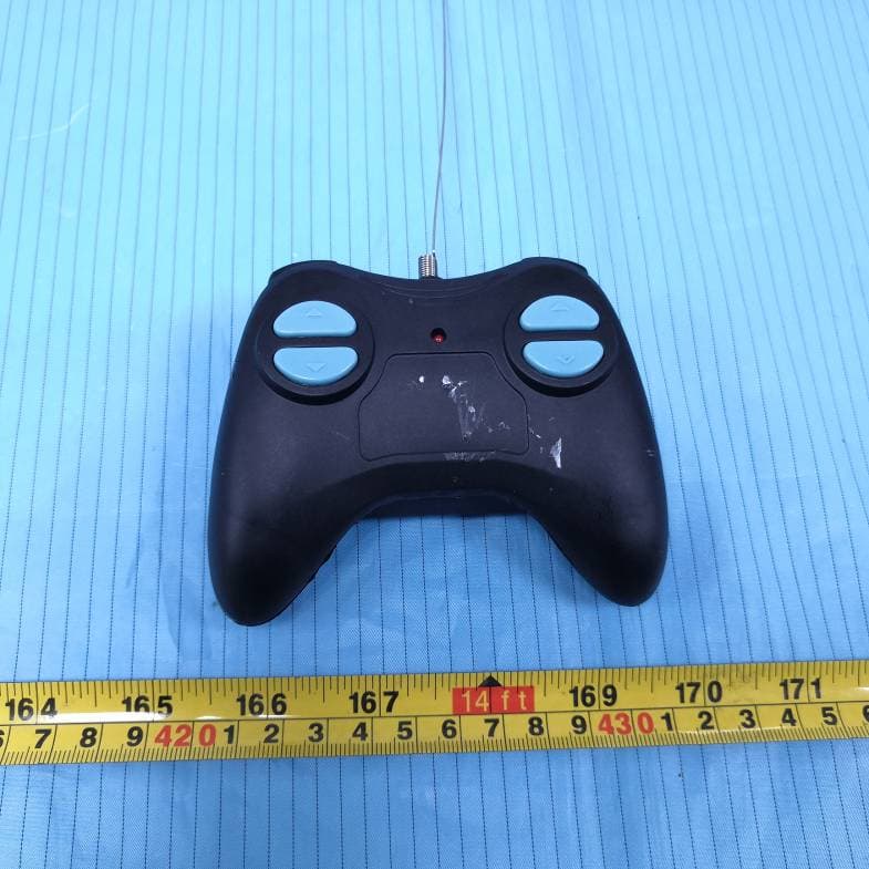 RC SHARK STUNT CAR - FCC ID 2APVRFB32681 - HUADA TOYS CO.,LTD