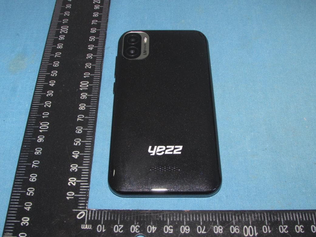Smartphone - FCC ID 2APW4LIV3SL - Bolt Modus Corp (2)