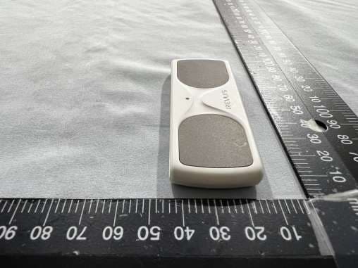 Revlis ECG Monitor - FCC ID 2APXB-CMP-121A - Revlis Biotech Co., Ltd.