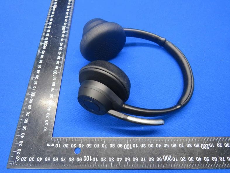 Bluetooth headset - FCC ID 2APZE-F400 - Shenzhen FuShiKe Electronic Co., Ltd (5)